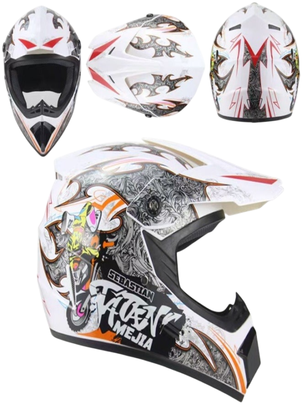 Racing Motorcycle Helmet - Image 3